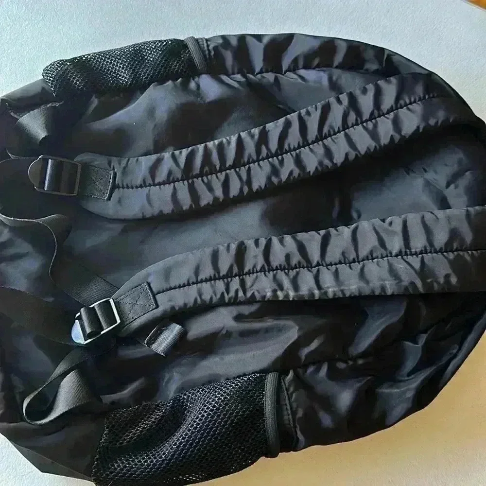 Victoria secret - Picture 3 of 4